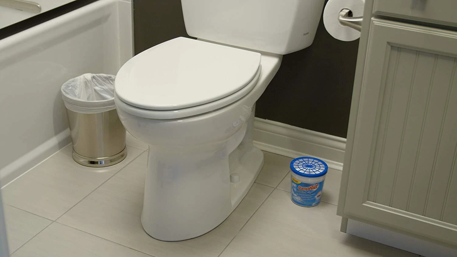 Damp Rid Refillable Moisture Absorbers - Image 4